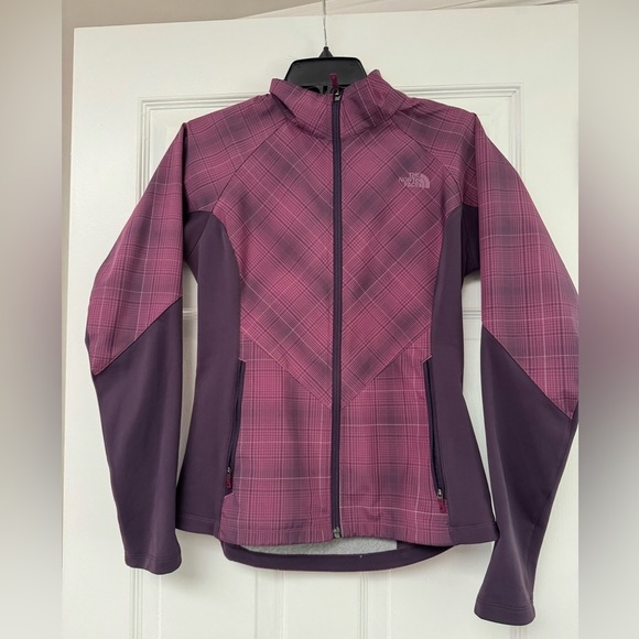 The North Face Jackets & Blazers - North Face S Purple grid plaid Jacket coat shell lightweight TNF